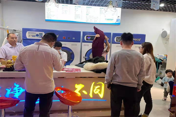干洗店機器設備價格怎么樣？澳潔呢？